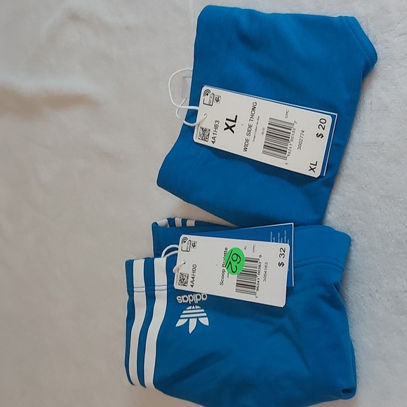 Adidas Essentials - Picture 13 of 13